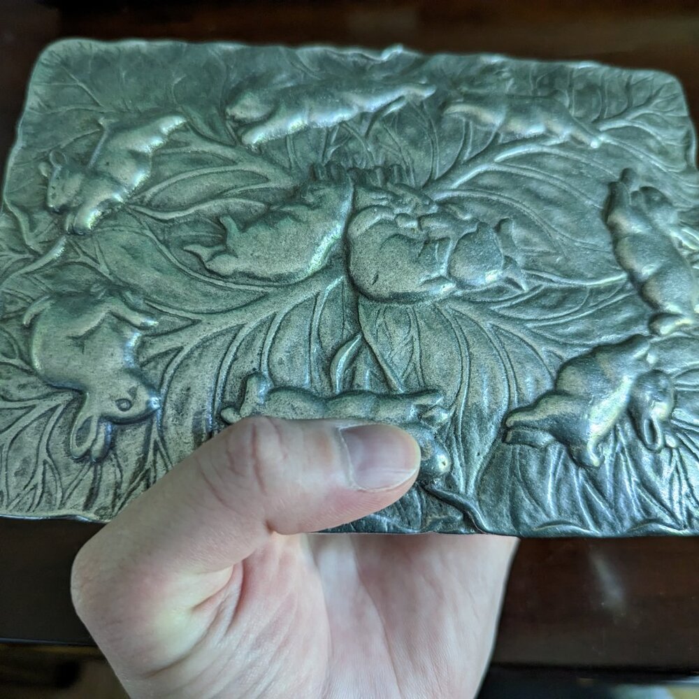 Peltrina Box w Rabbits - Picture 5 of 5